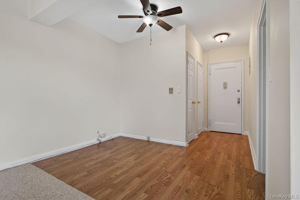 210 Pelham Road, Unit 2F New Rochelle, NY 10805 - Photo 4 of 26 Gallery Image 4