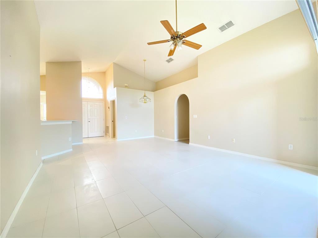 513 Hardwood Circle Orlando, FL 32828 - Photo 11 of 56