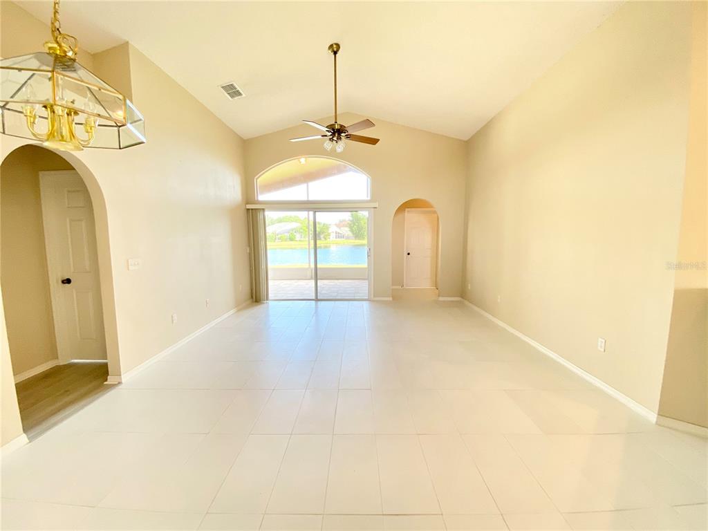 513 Hardwood Circle Orlando, FL 32828 - Photo 12 of 56