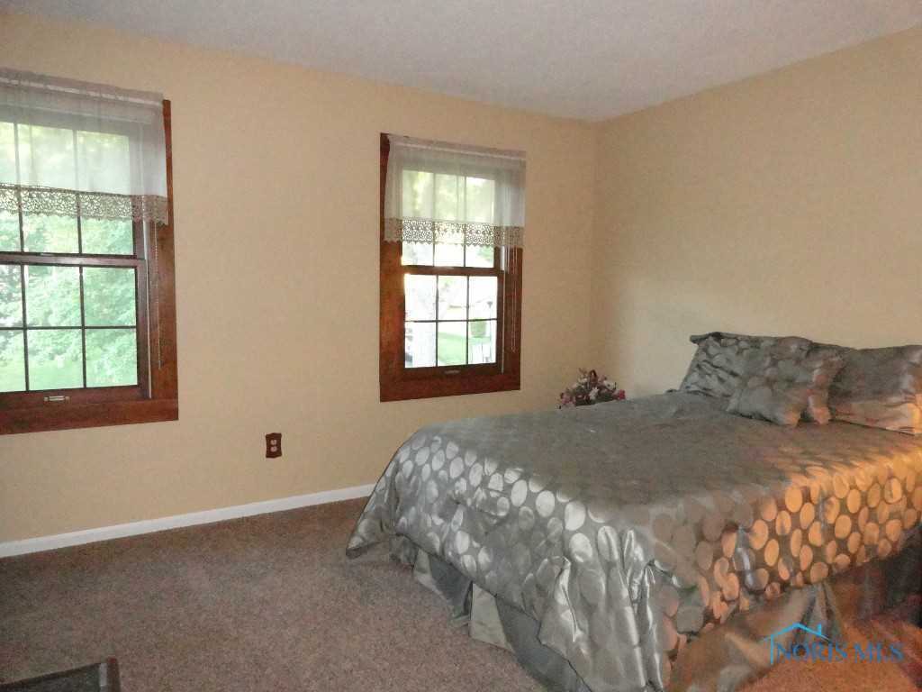 1632 Fallbrook Road Toledo, OH 43614 - Photo 13 of 20 Gallery Image 13