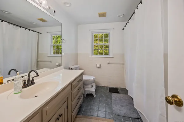 $799,900 | 23 Hampden Road, Somers, CT 06071