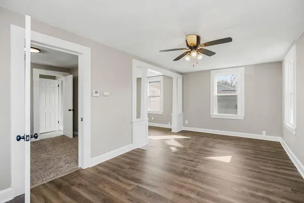 $157,500 | 511 South Cedar Avenue, Independence, MO 64053