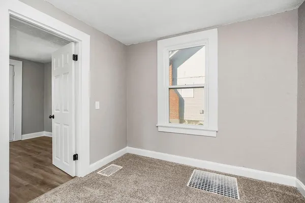 $157,500 | 511 South Cedar Avenue, Independence, MO 64053