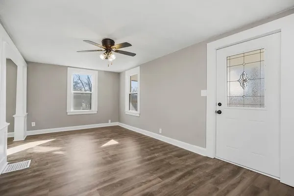 $157,500 | 511 South Cedar Avenue, Independence, MO 64053