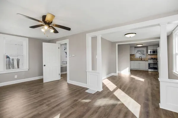 $157,500 | 511 South Cedar Avenue, Independence, MO 64053