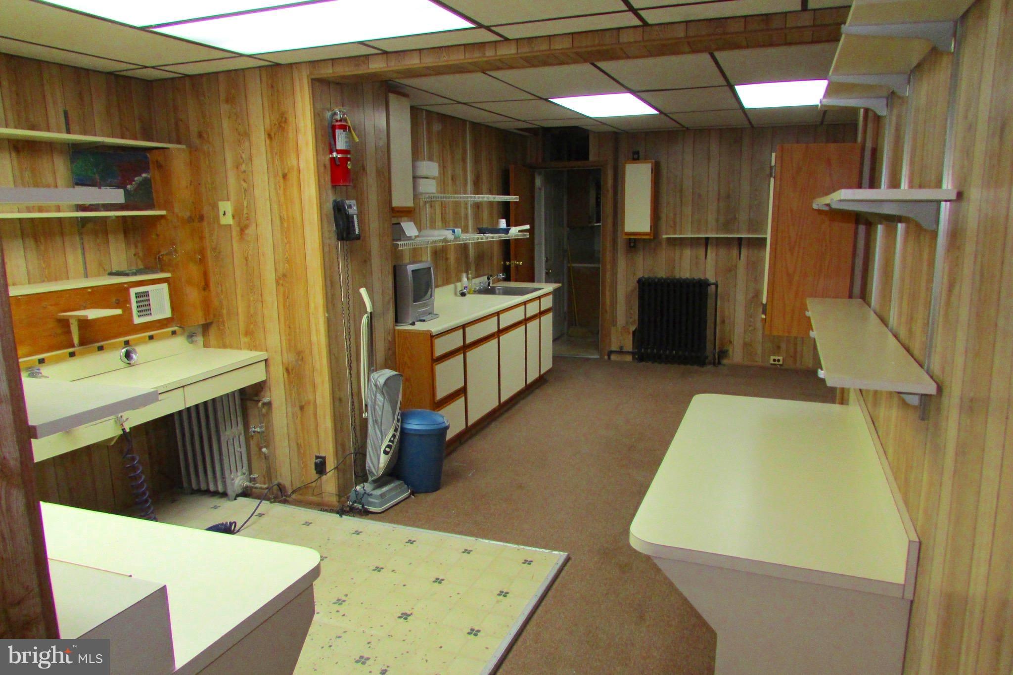 5108 Belair Road Baltimore, MD 21206 - Photo 19 of 30 Workspace