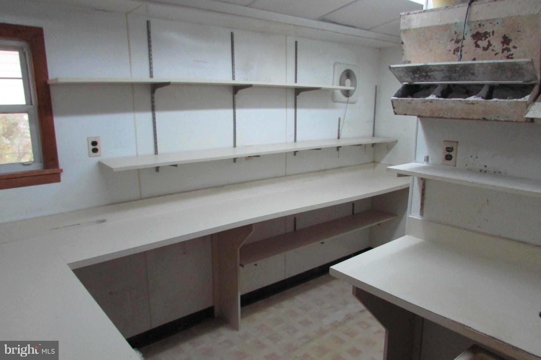 5108 Belair Road Baltimore, MD 21206 - Photo 23 of 30 2nd Workroom Space