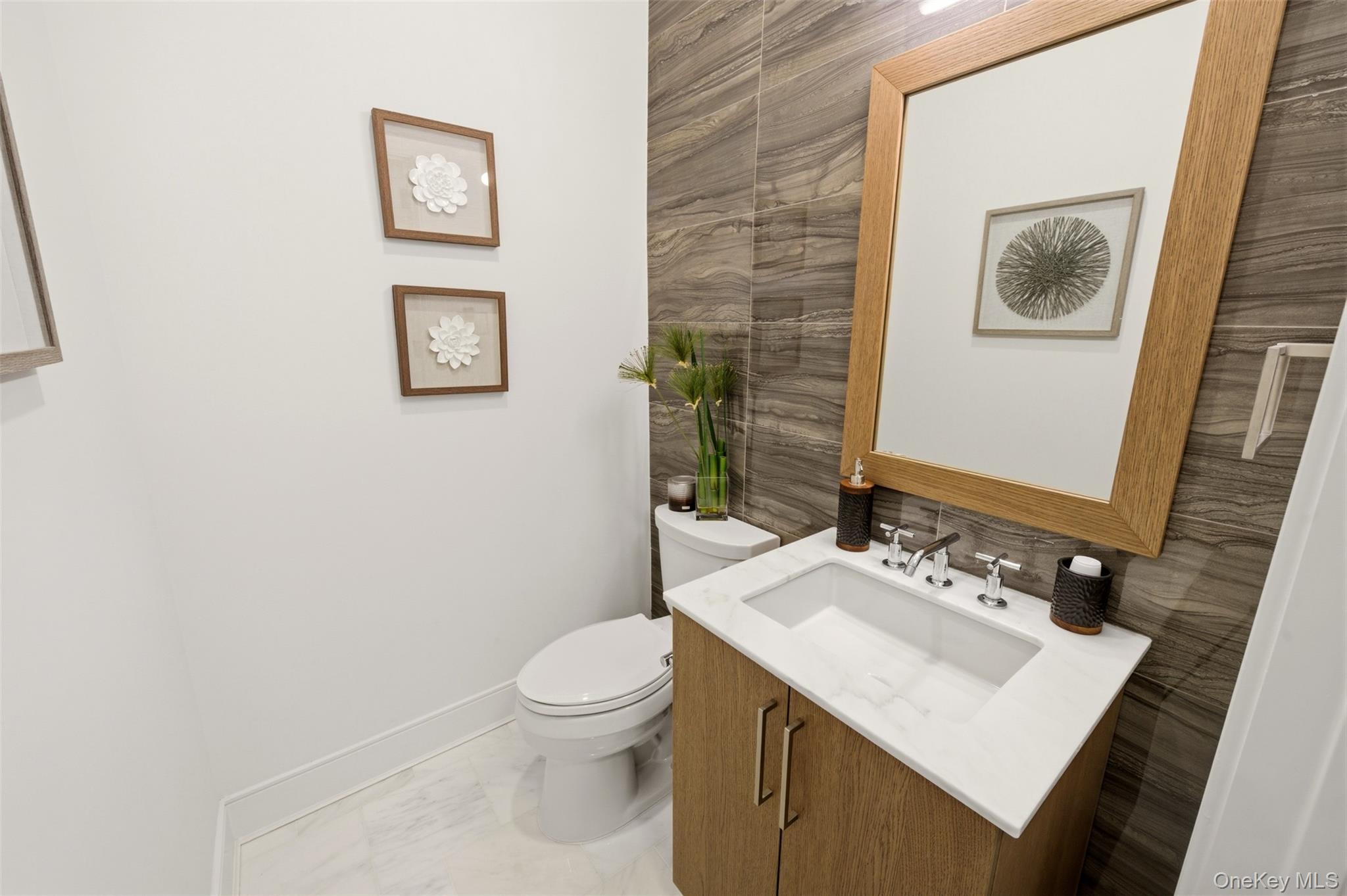 100 Garvies Point Road, Unit 1212 Glen Cove, NY 11542 - Photo 13 of 26