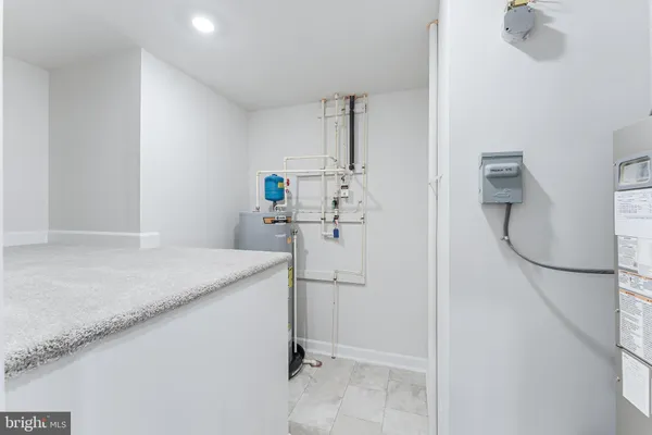 $3,100 | 21815 Express Terrace, Ashburn, VA 20147