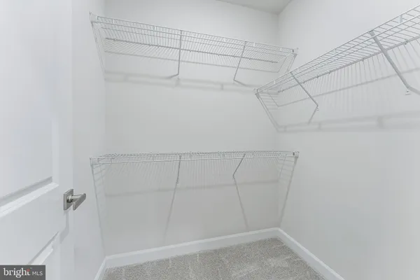 $3,100 | 21815 Express Terrace, Ashburn, VA 20147
