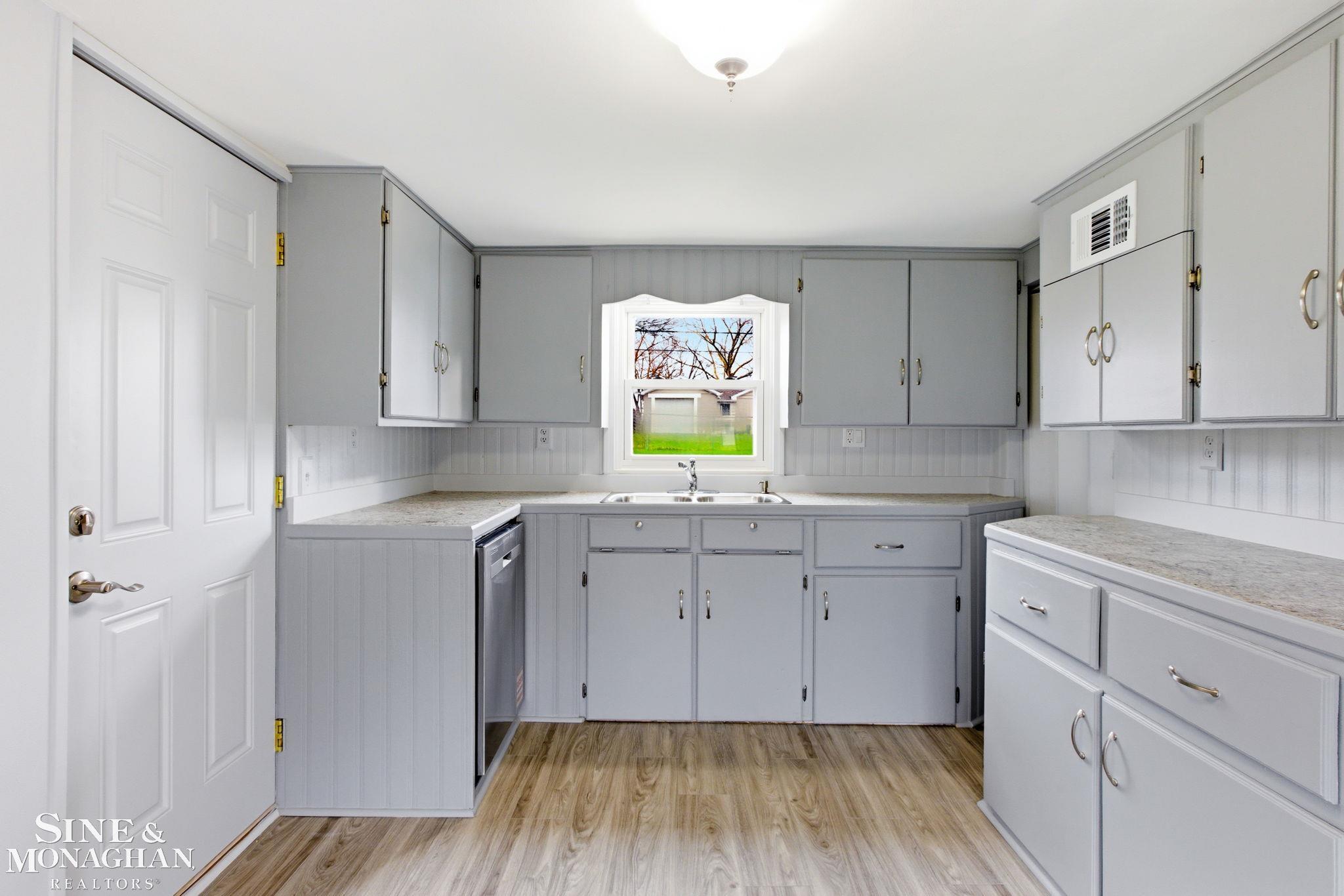 47811 Frederick Road Utica, MI 48317 - Photo 15 of 50 Gallery Image 15