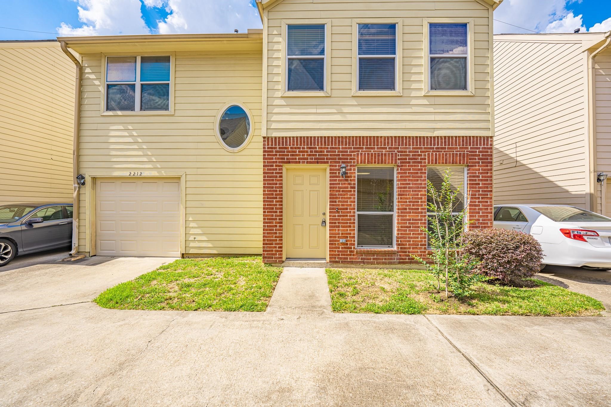 2212 Naomi Street Houston, TX 77054 - Photo 2 of 25