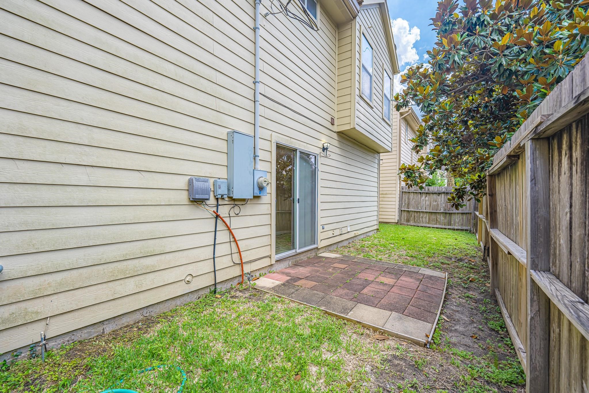 2212 Naomi Street Houston, TX 77054 - Photo 5 of 25