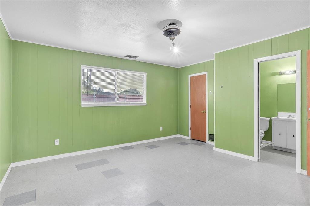 3226 Barnes Bridge Road Dallas, TX 75228 - Photo 17 of 27 a view of room with fan