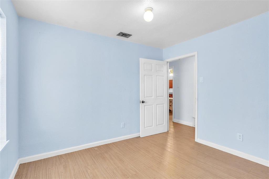 3226 Barnes Bridge Road Dallas, TX 75228 - Photo 20 of 27 a view of an empty room