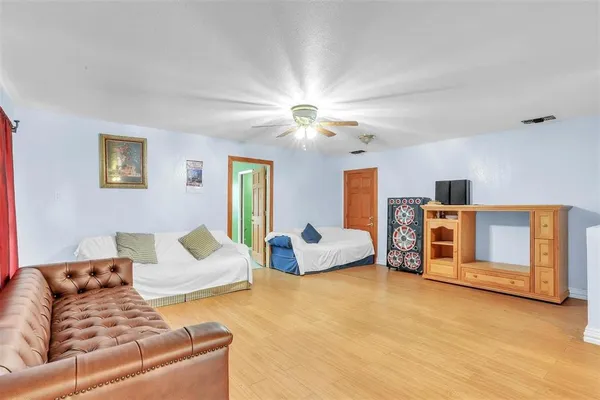 $3,000 | 3226 Barnes Bridge Road, Dallas, TX 75228