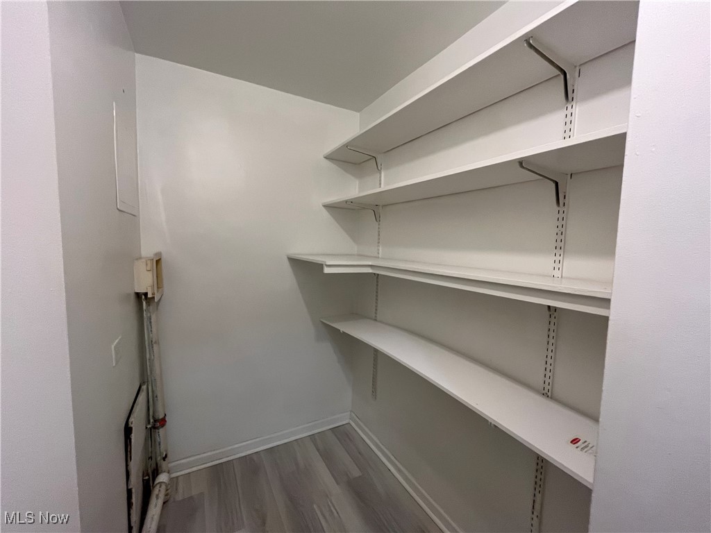 13800 Fairhill Road, Unit 204 Shaker Heights, OH 44120 - Photo 11 of 21 Pantry