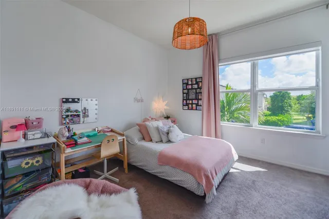 $4,300 | 4735 Eucalyptus Drive, Hollywood, FL 33021