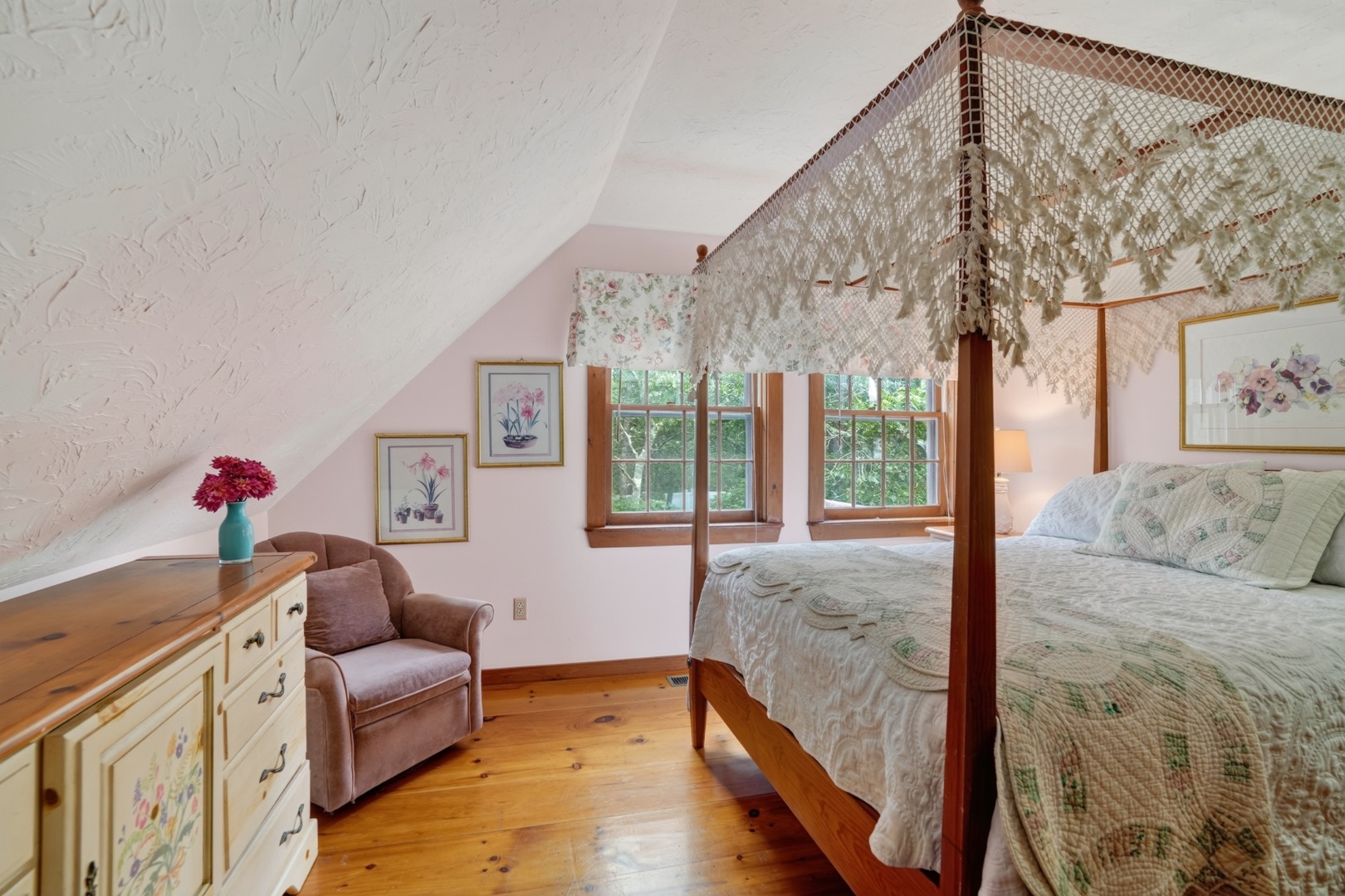 9 Codman Spring Road Edgartown, MA 02539 - Photo 20 of 35 Gallery Image 20