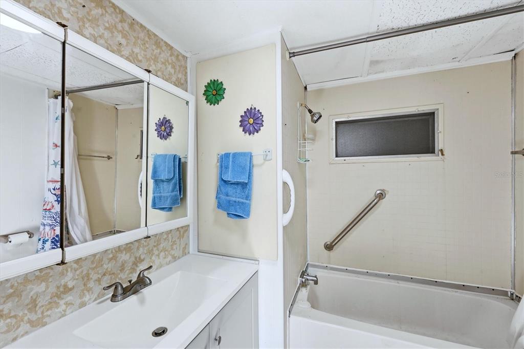 1891 Englewood Road, Unit 43 Englewood, FL 34223 - Photo 19 of 39