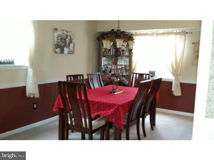 972 North Beecham Road Williamstown, NJ 08094 - Photo 9 of 22 Dining Room