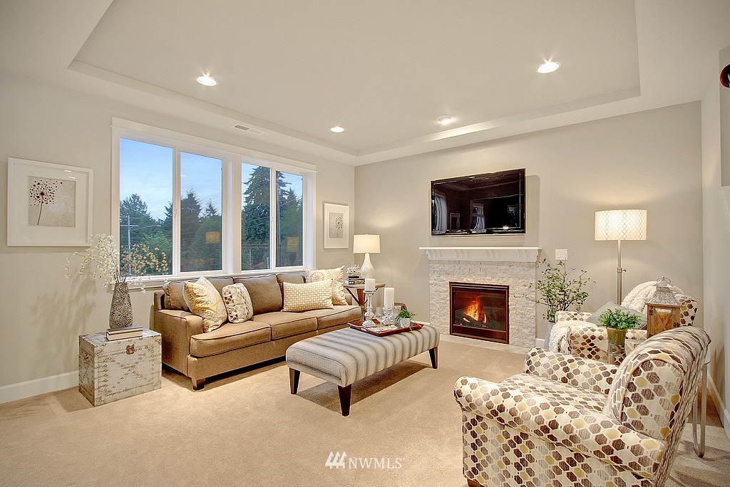 16216 5th Avenue Southeast Bothell, WA 98012 - Photo 3 of 23 Gallery Image 3