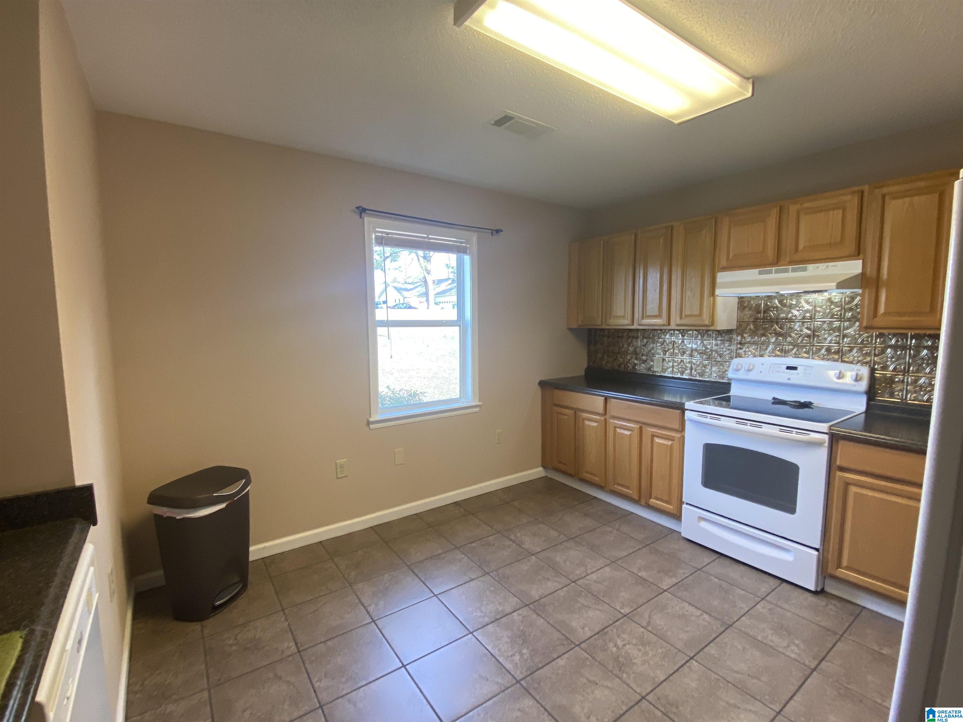 11362 Covered Bridge Road Brookwood, AL 35444 - Photo 9 of 23