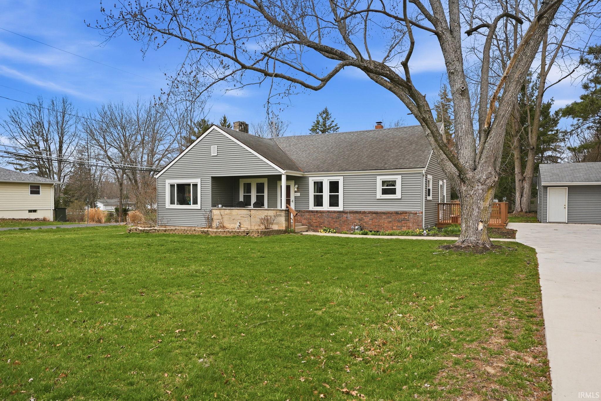 4051 Trier Road Fort Wayne, IN 46815 - Photo 2 of 36