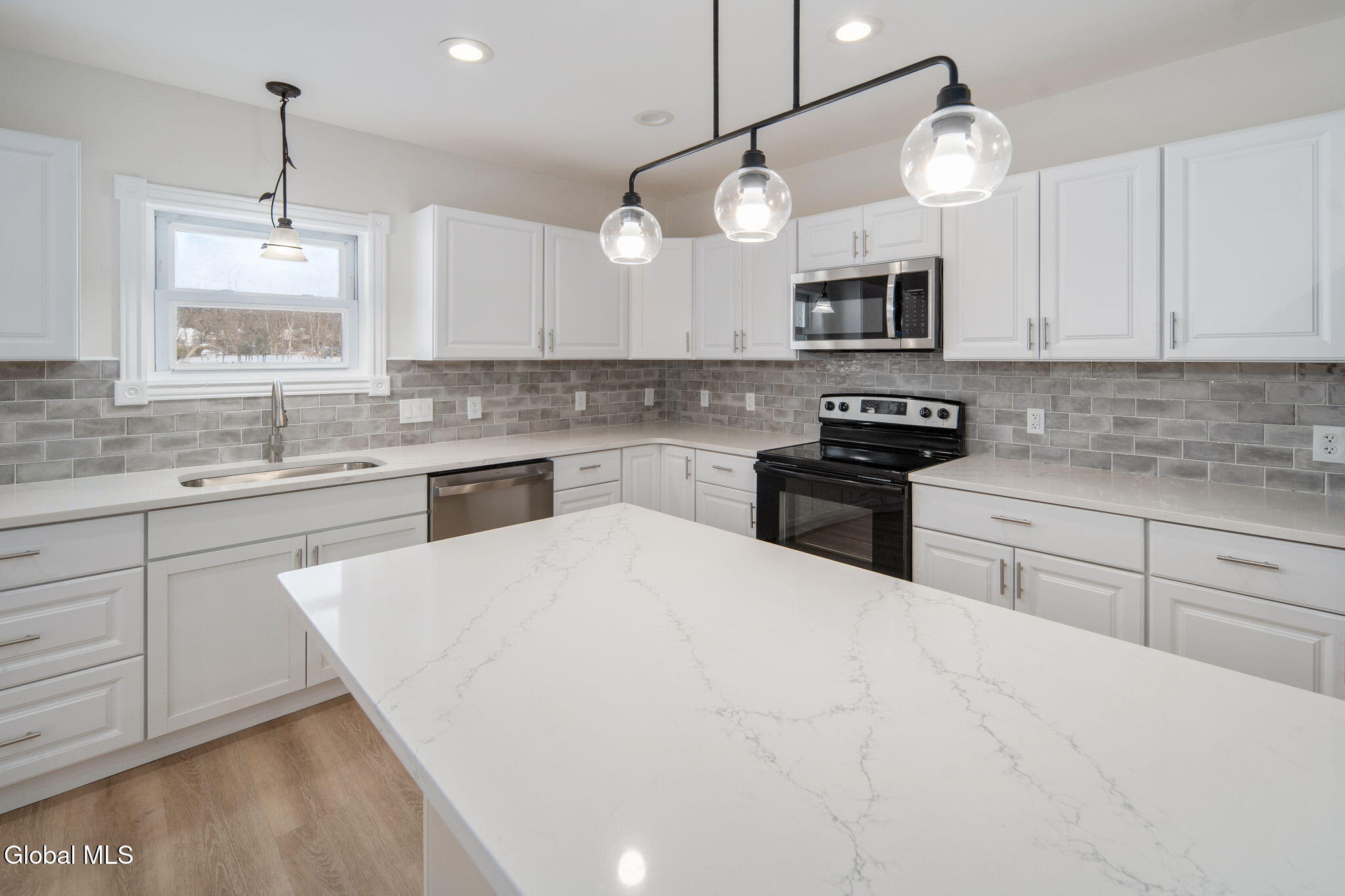 27 Plank Road Brunswick, NY 12182 - Photo 12 of 42 13-27PlankRd_13