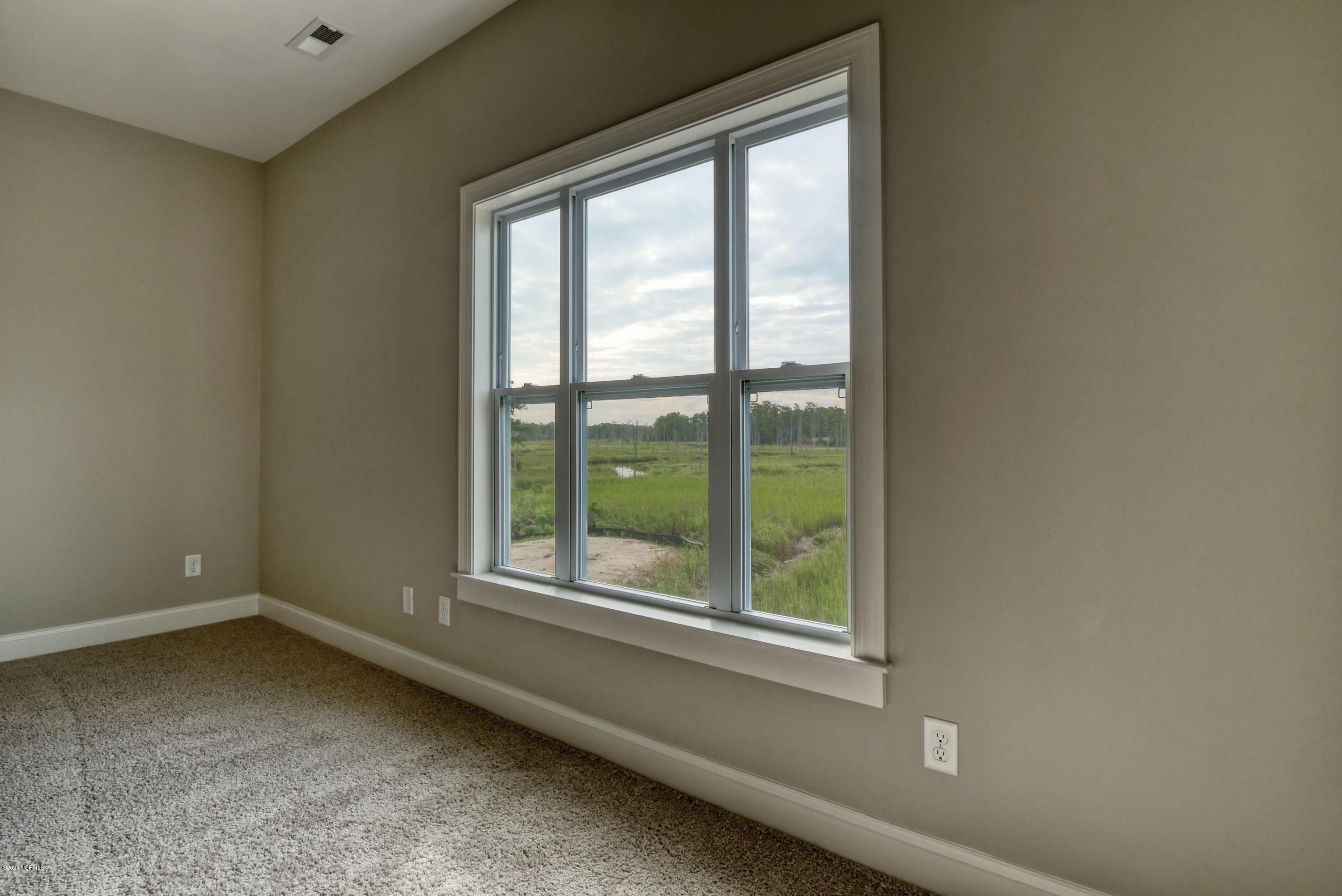 4201 River Road, Unit 202 Wilmington, NC 28412 - Photo 22 of 25 P4600716