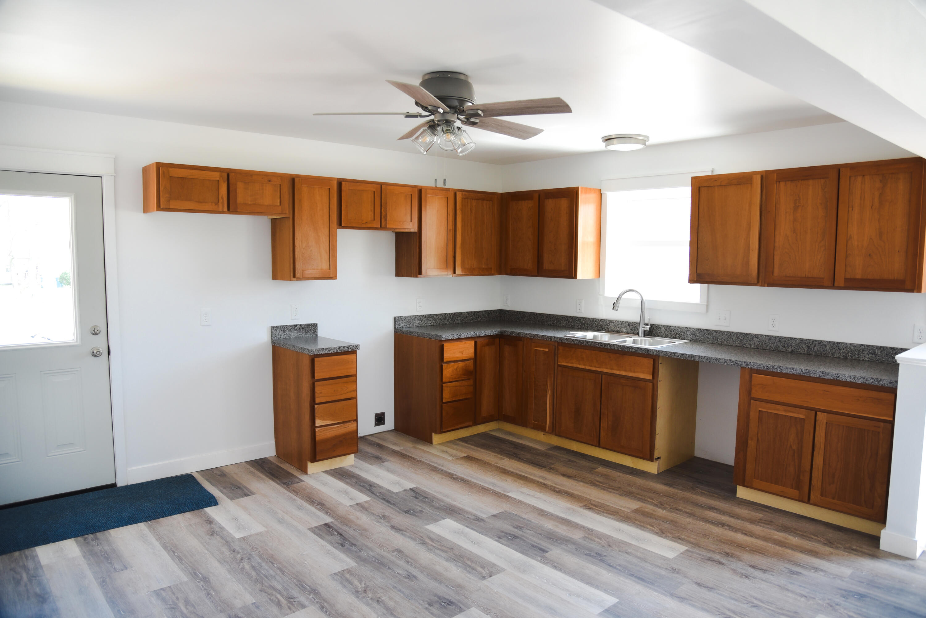 100 West Bronson Street Decatur, MI 49045 - Photo 3 of 24 DSC_9860