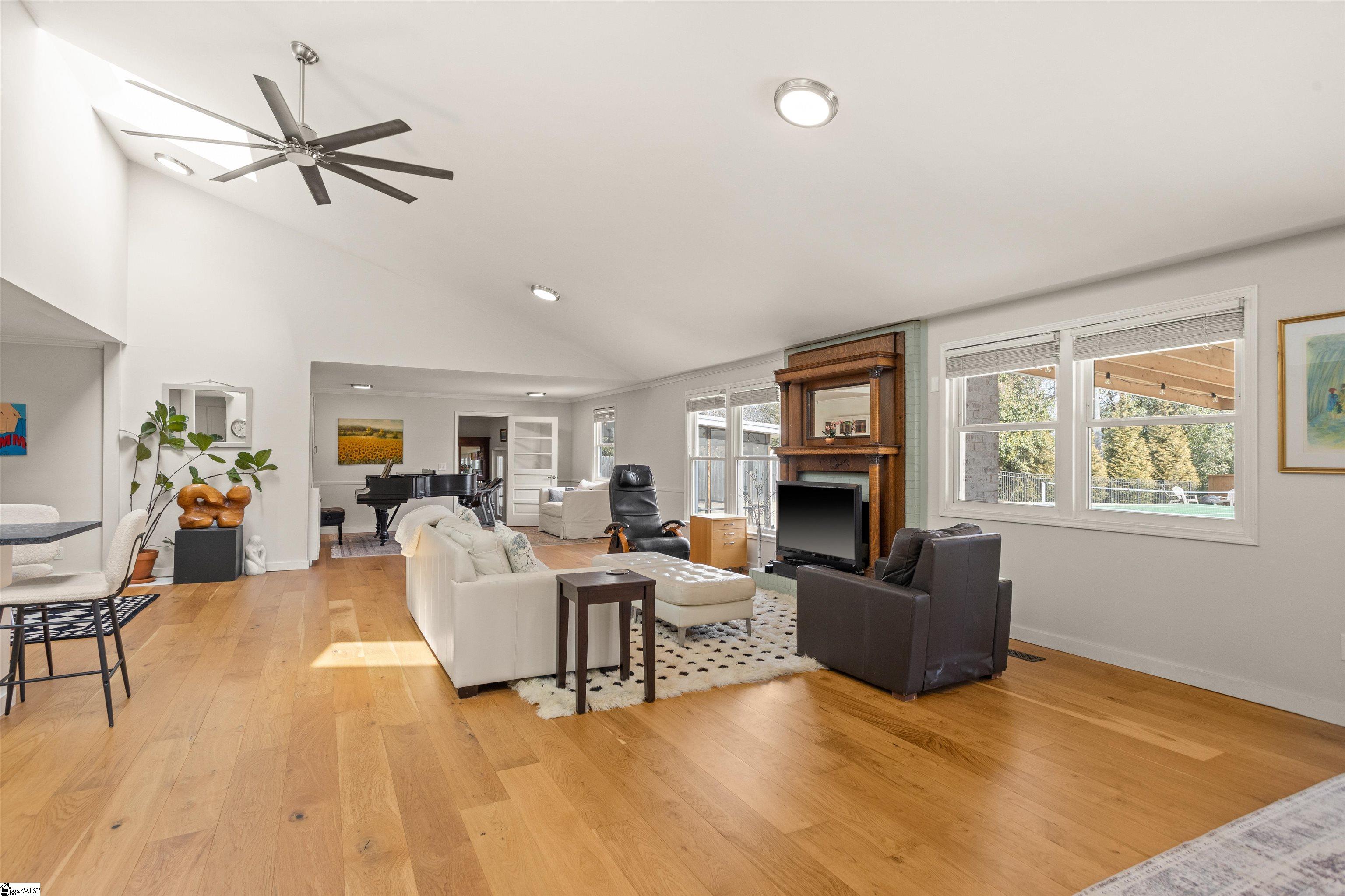 4 Windfield Road Greenville, SC 29607 - Photo 15 of 50