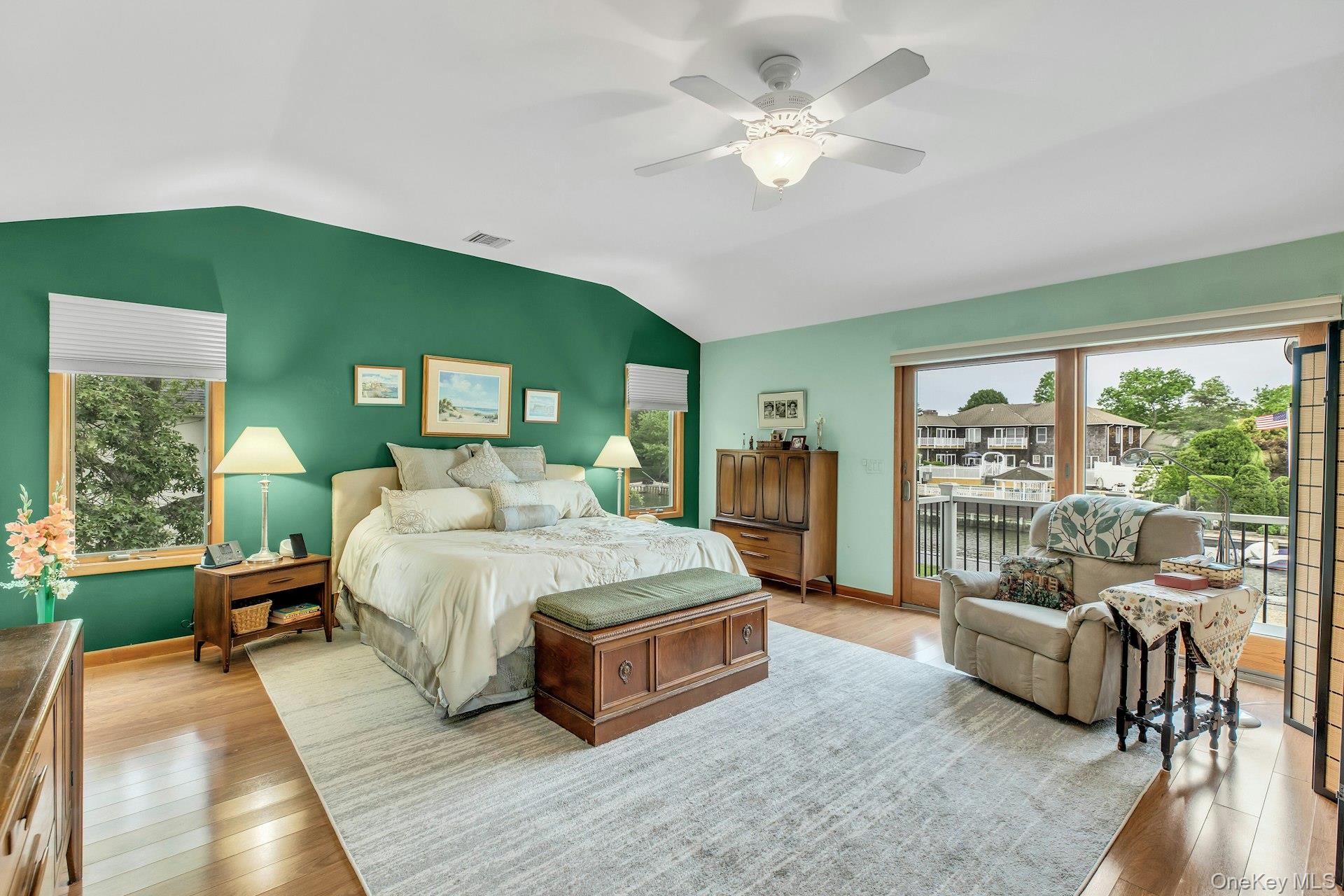 6 Mill Pond Road Hampton Bays, NY 11946 - Photo 16 of 38