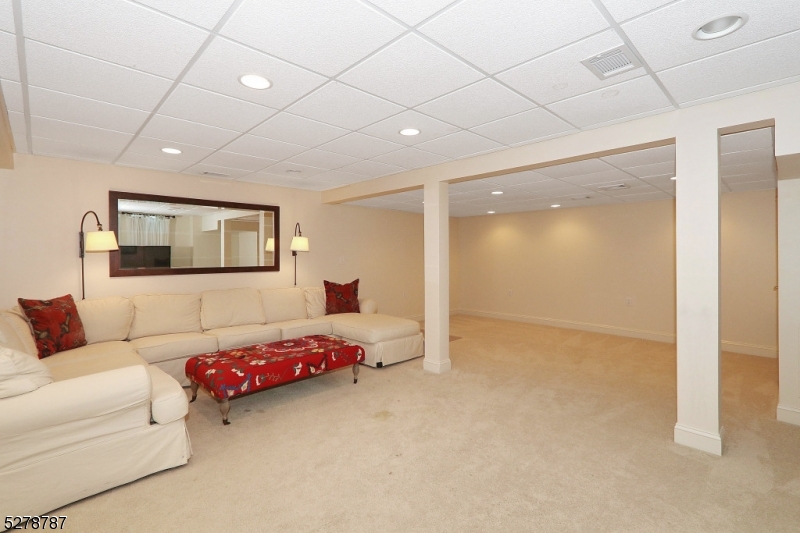 64 Park Avenue Summit, NJ 07901 - Photo 20 of 24