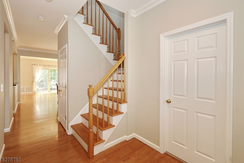 64 Park Avenue Summit, NJ 07901 - Photo 2 of 24