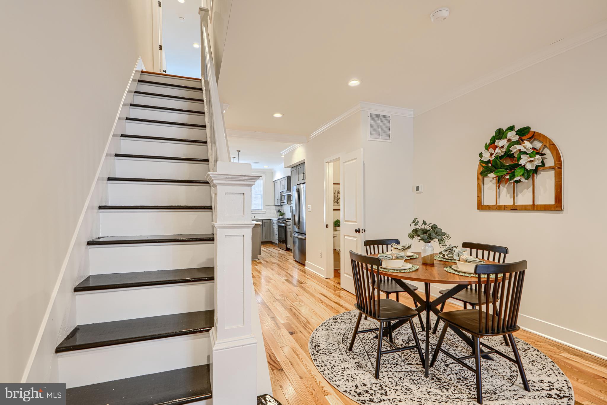 609 South Eaton Street Baltimore, MD 21224 - Photo 7 of 36 a view of entryway and hall