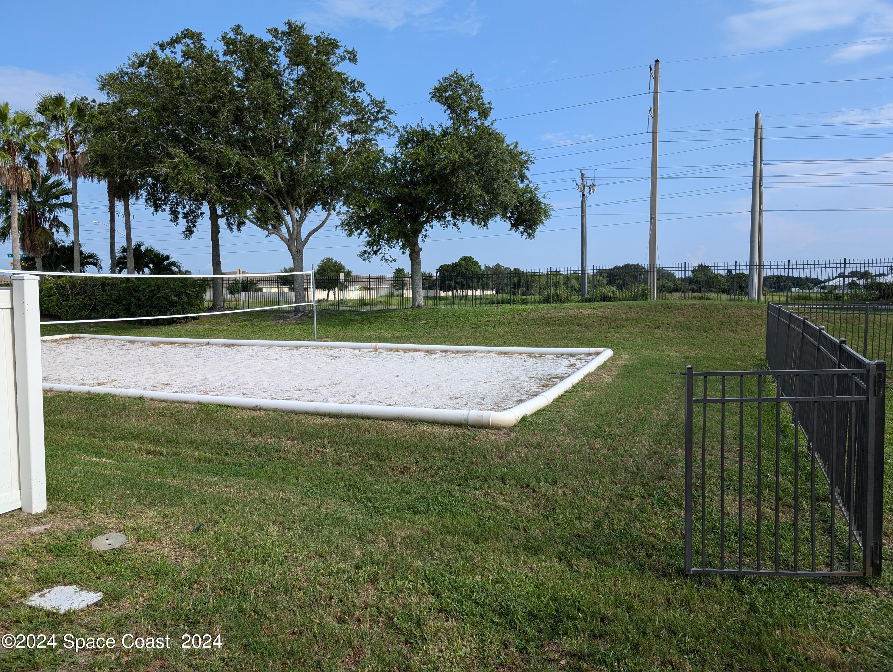 745 Luminary Circle, Unit 101 Melbourne, FL 32901 - Photo 31 of 32 a view of a park