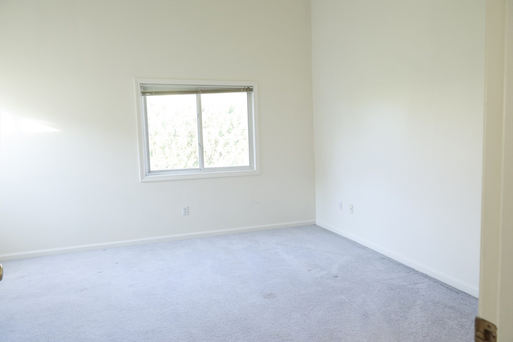 145 Captain Eames Circle, Unit 145 Ashland, MA 01721 - Photo 17 of 33