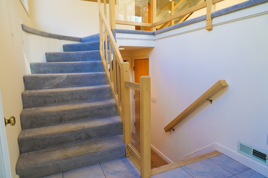 145 Captain Eames Circle, Unit 145 Ashland, MA 01721 - Photo 3 of 33