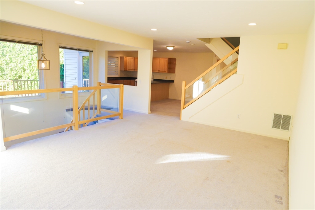 145 Captain Eames Circle, Unit 145 Ashland, MA 01721 - Photo 5 of 33