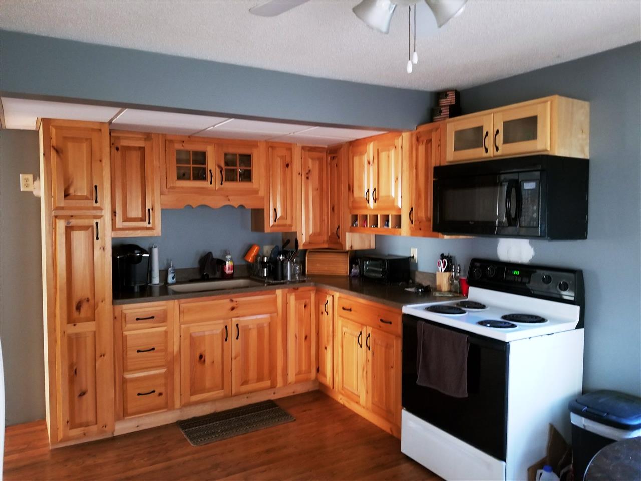 26 Hill Road Littleton, NH 03561 - Photo 3 of 23