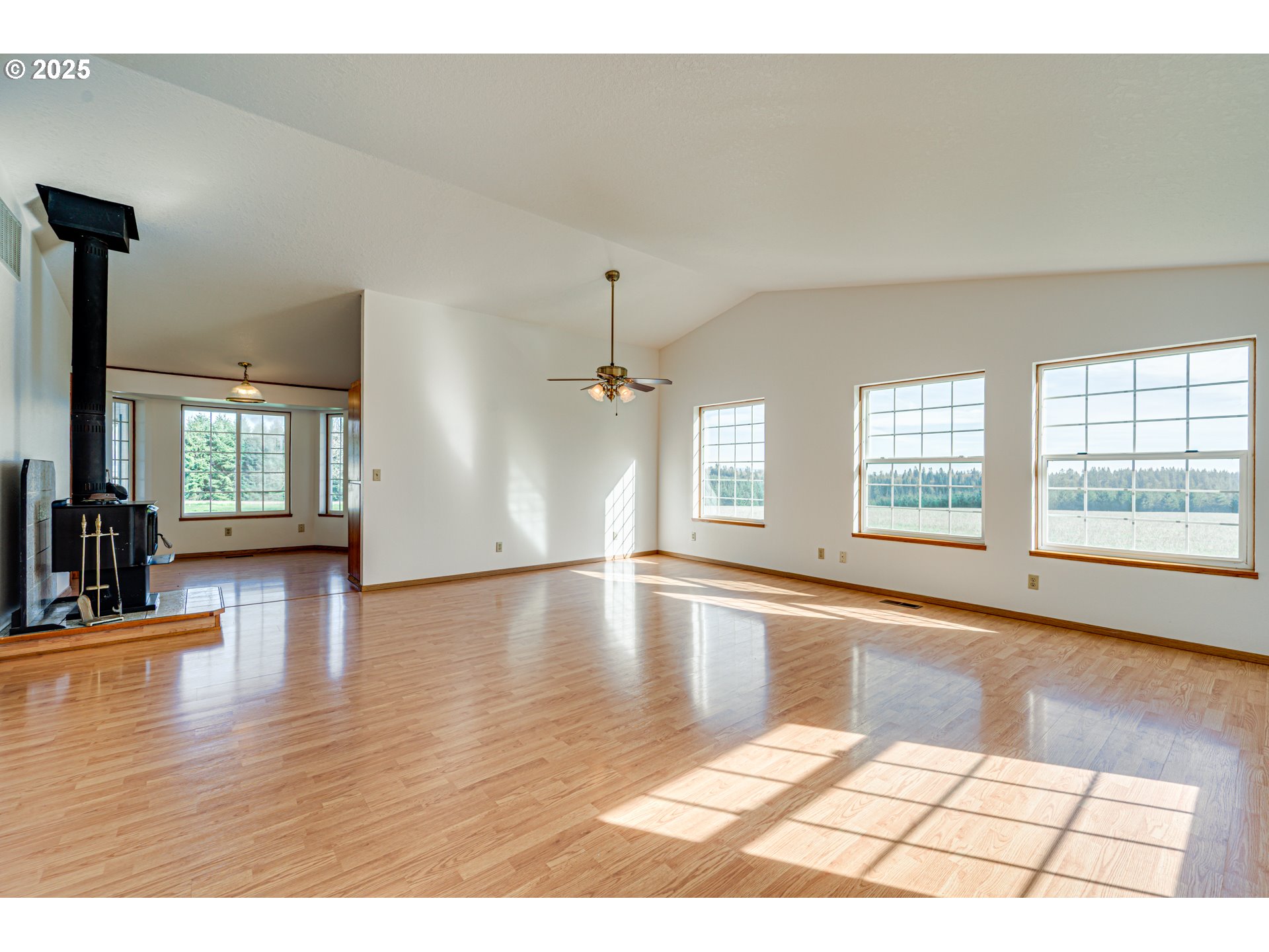 35701 Northeast Schultz Road La Center, WA 98629 - Photo 13 of 47 Living Room