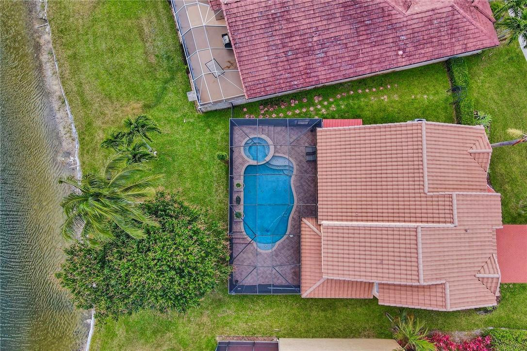 10576 Plainview Circle Boca Raton, FL 33498 - Photo 40 of 51 a aerial view of a house