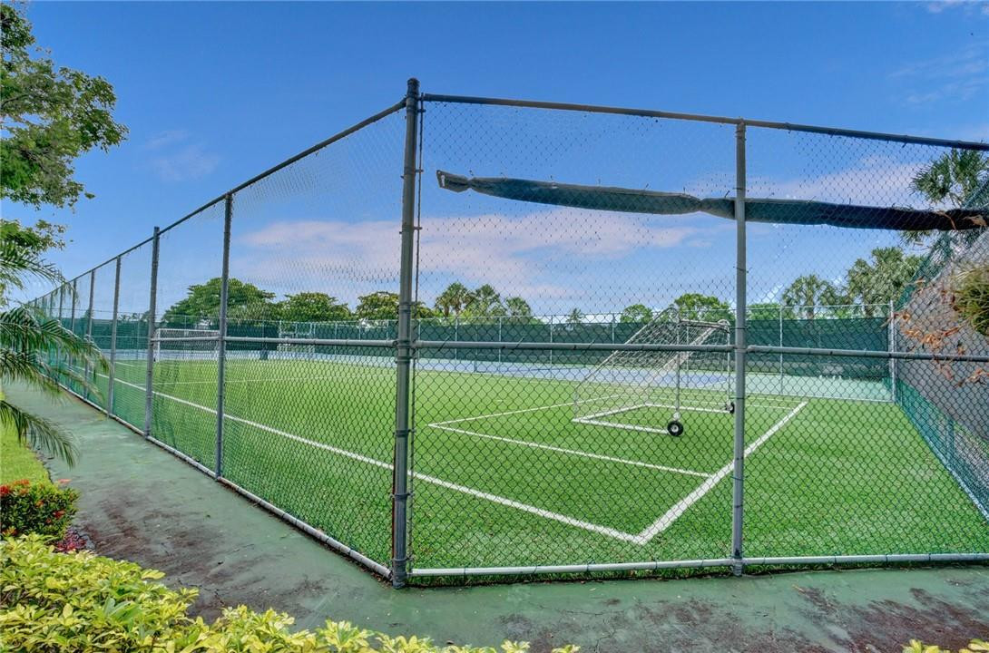10576 Plainview Circle Boca Raton, FL 33498 - Photo 50 of 51 a view of a tennis court