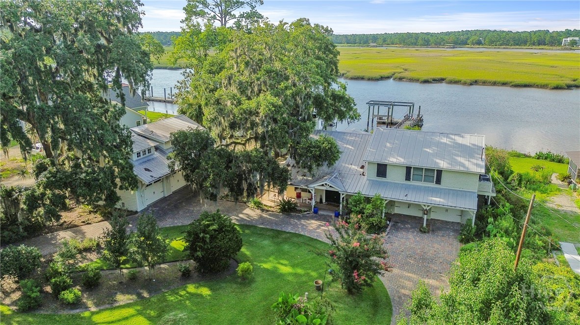 189 East 1st Street Midway, GA 31320 - Photo 1 of 50