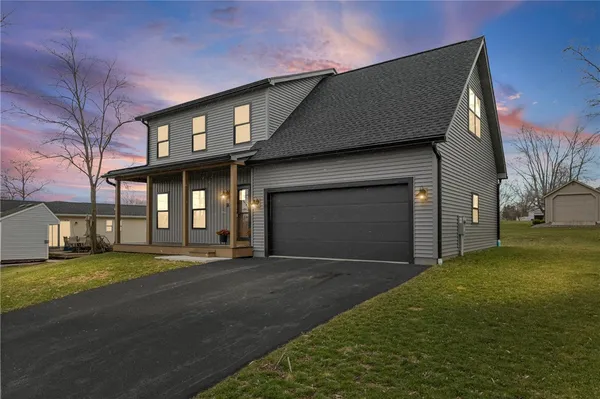 $385,000 | 11 Berry Grove Lane, Clarkson, NY 14420