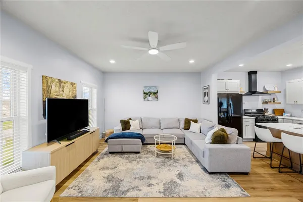 $385,000 | 11 Berry Grove Lane, Clarkson, NY 14420