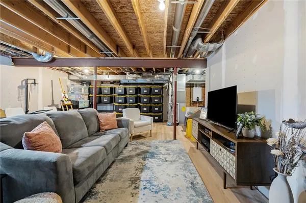 $385,000 | 11 Berry Grove Lane, Clarkson, NY 14420