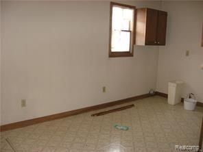 14880 Pine Knoll Road Capac, MI 48014 - Photo 30 of 34 Laundry Rm.jpg