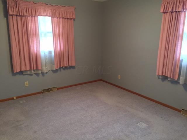 1346 Snoke Road Southwest Lancaster, OH 43130 - Photo 12 of 23